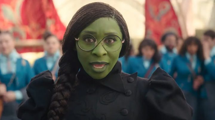 《魔法坏女巫》新预告片发布，英国女演员辛西娅·艾瑞沃崭露头角插图